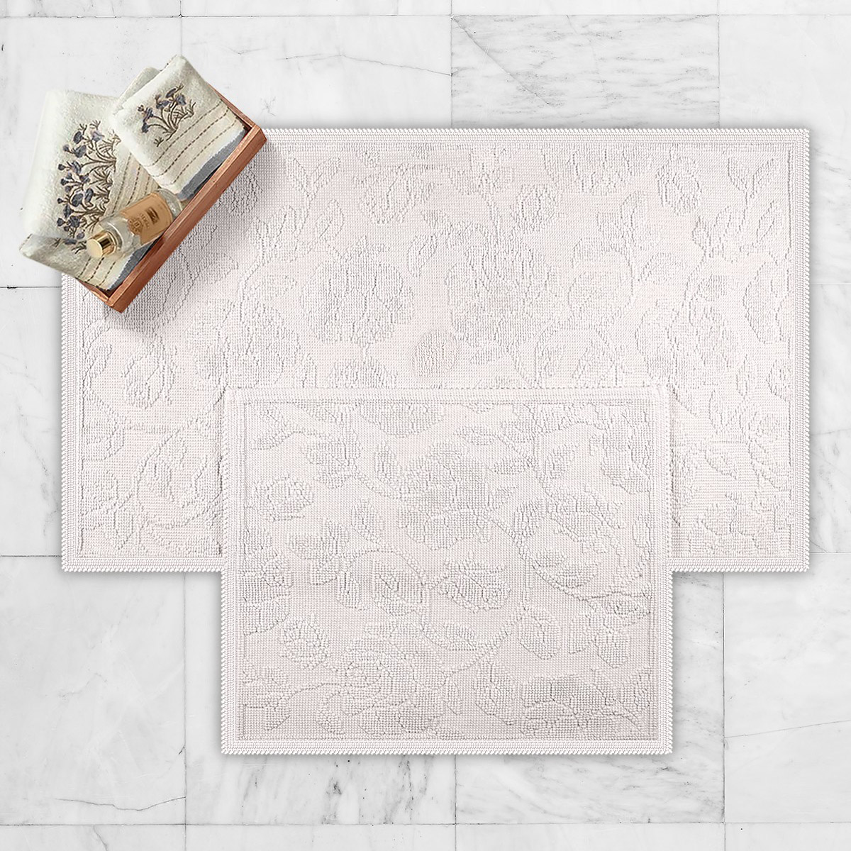 Badematte 'Izmir' aus Baumwolle, Rosen weiß, 60 x 50 cm & 120 x 70 cm von fischer's lagerhaus