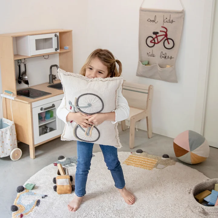 Lorena Canals - Bike Bodenkissen, 35 x 55 cm, natur / blau