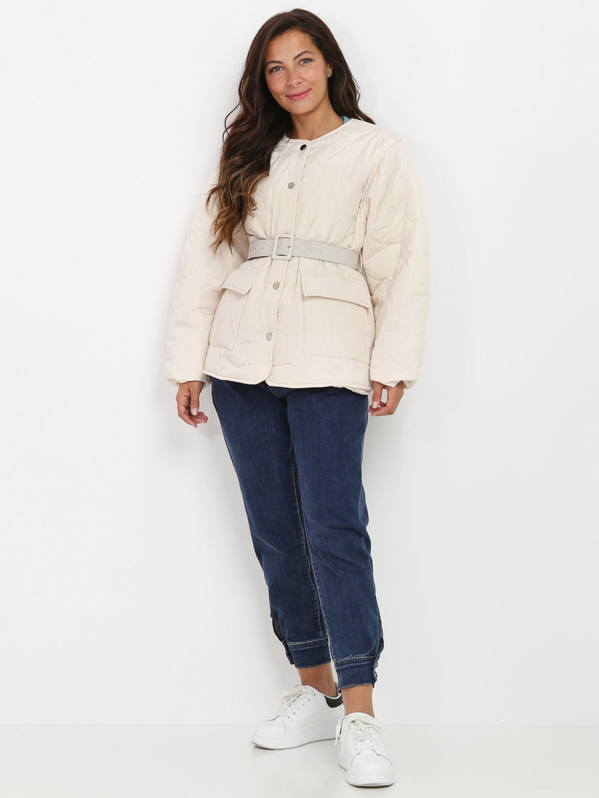 Veste matelassée ceinturée- Beige