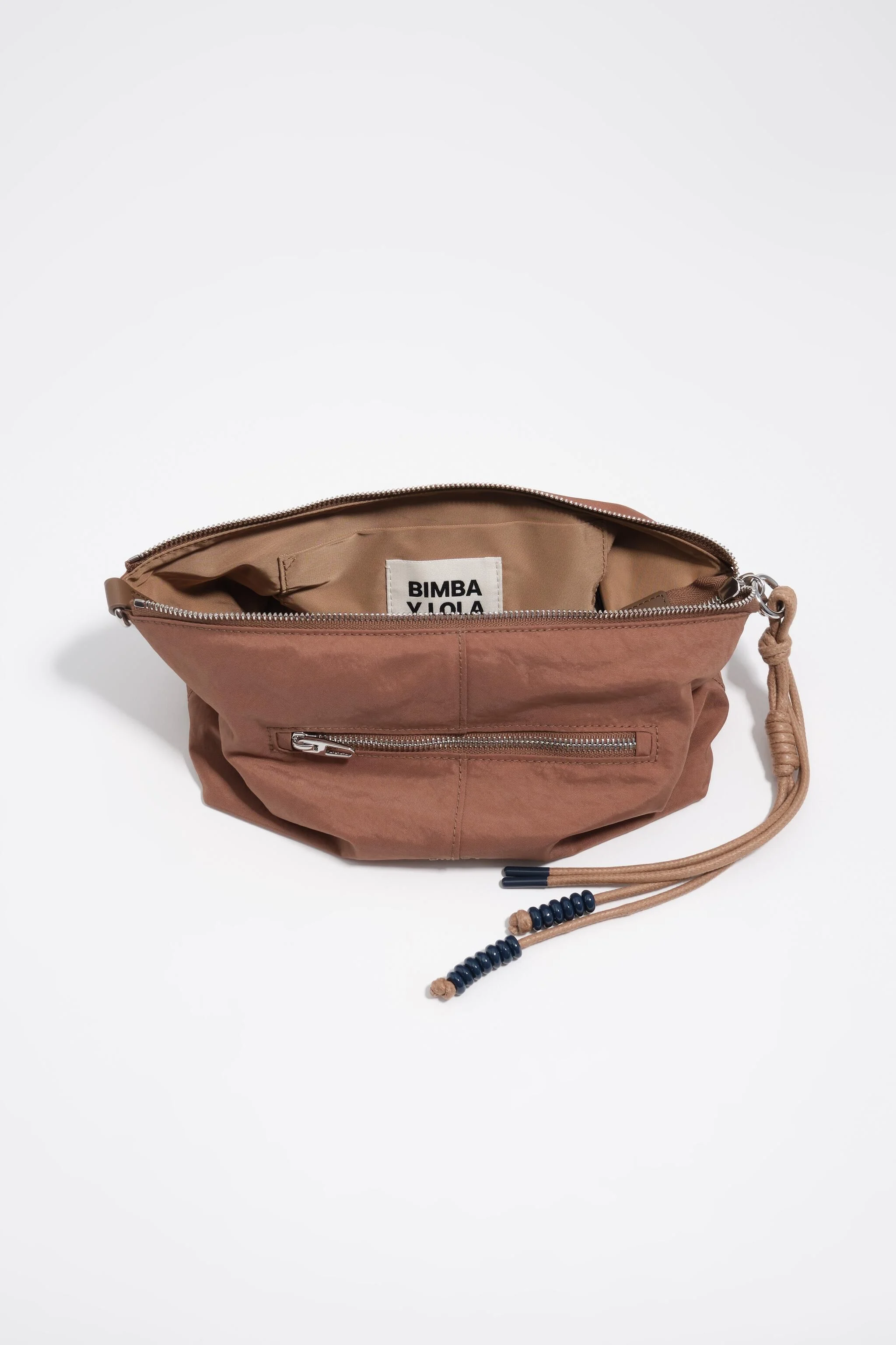 Bolsa pequena Trapecio em náilon bege