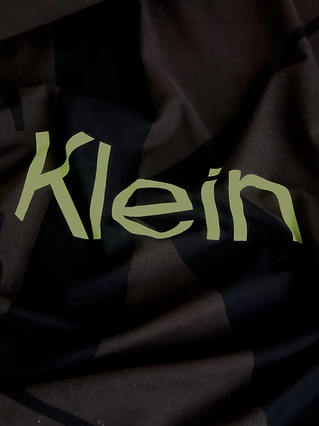 Lenço com logotipo