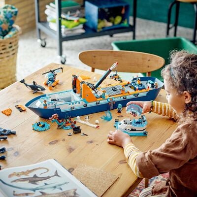 LEGO City 60368 Polarutforskere Med Skip