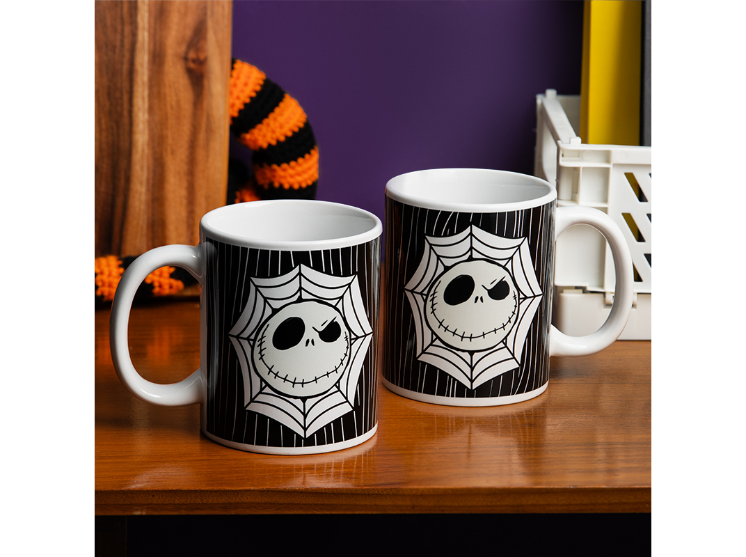 CANECA NBC BRILHA NO ESCURO