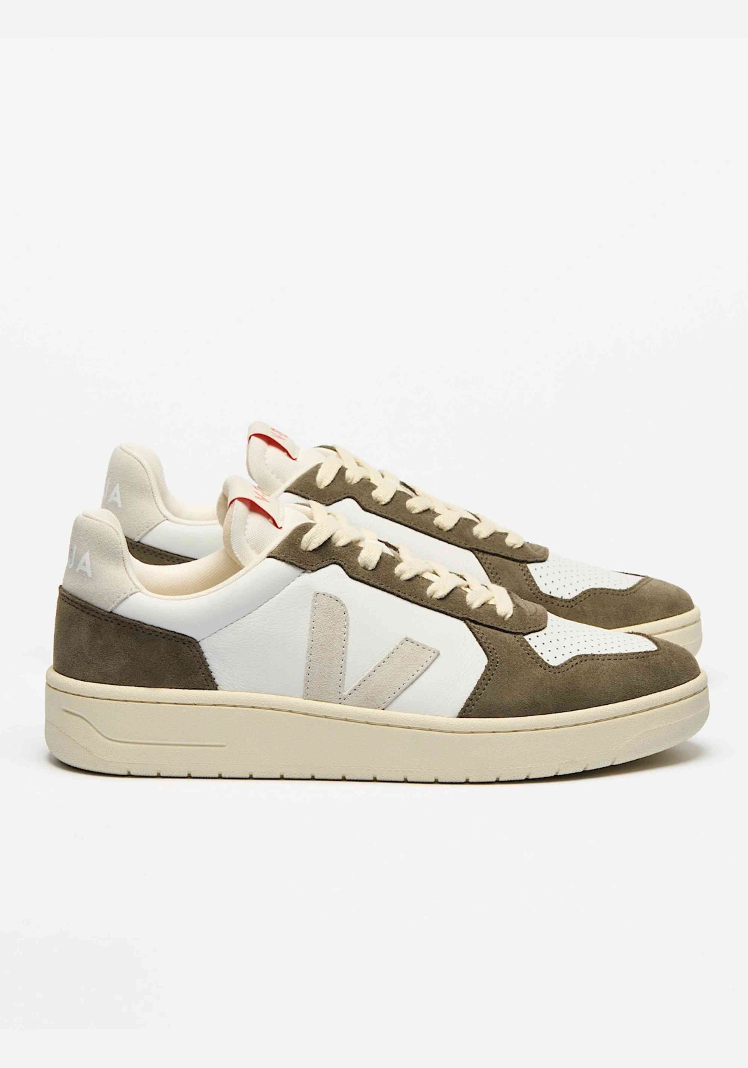 Veja Sneaker V-82 Grained Leather Extra-White Natural Kaki