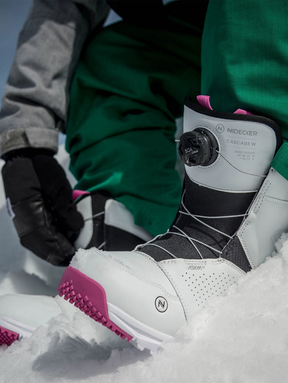 Nidecker Cascade-W 2023 Snowboard Boots white
