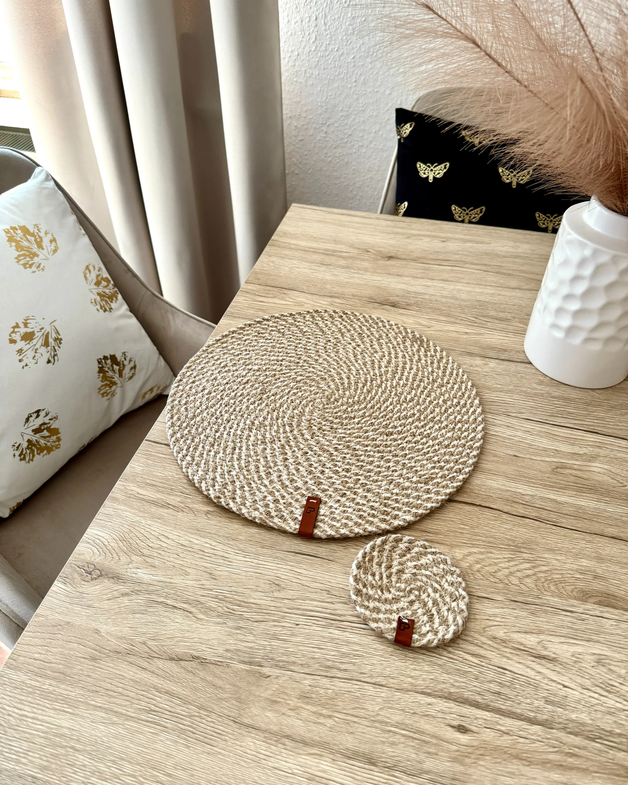 Placemats en onderzetters set PIPTURUS Natuurlijk Jute