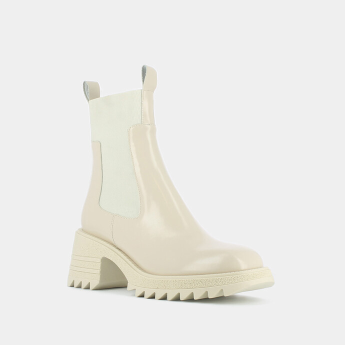 Boots à élastiques et semelles crantées  en cuir glacé écru