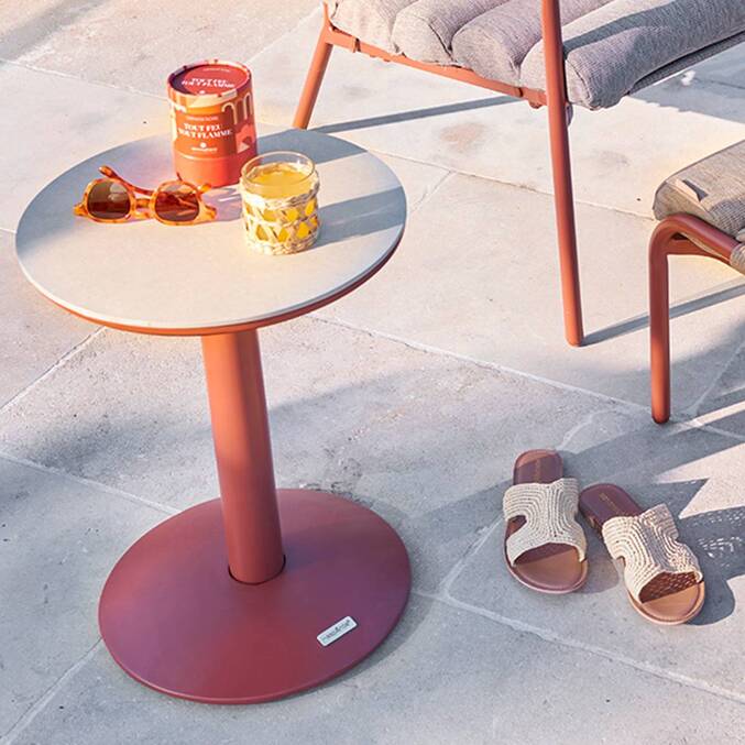 Table d'appoint de jardin ronde SOLETIA Acajou