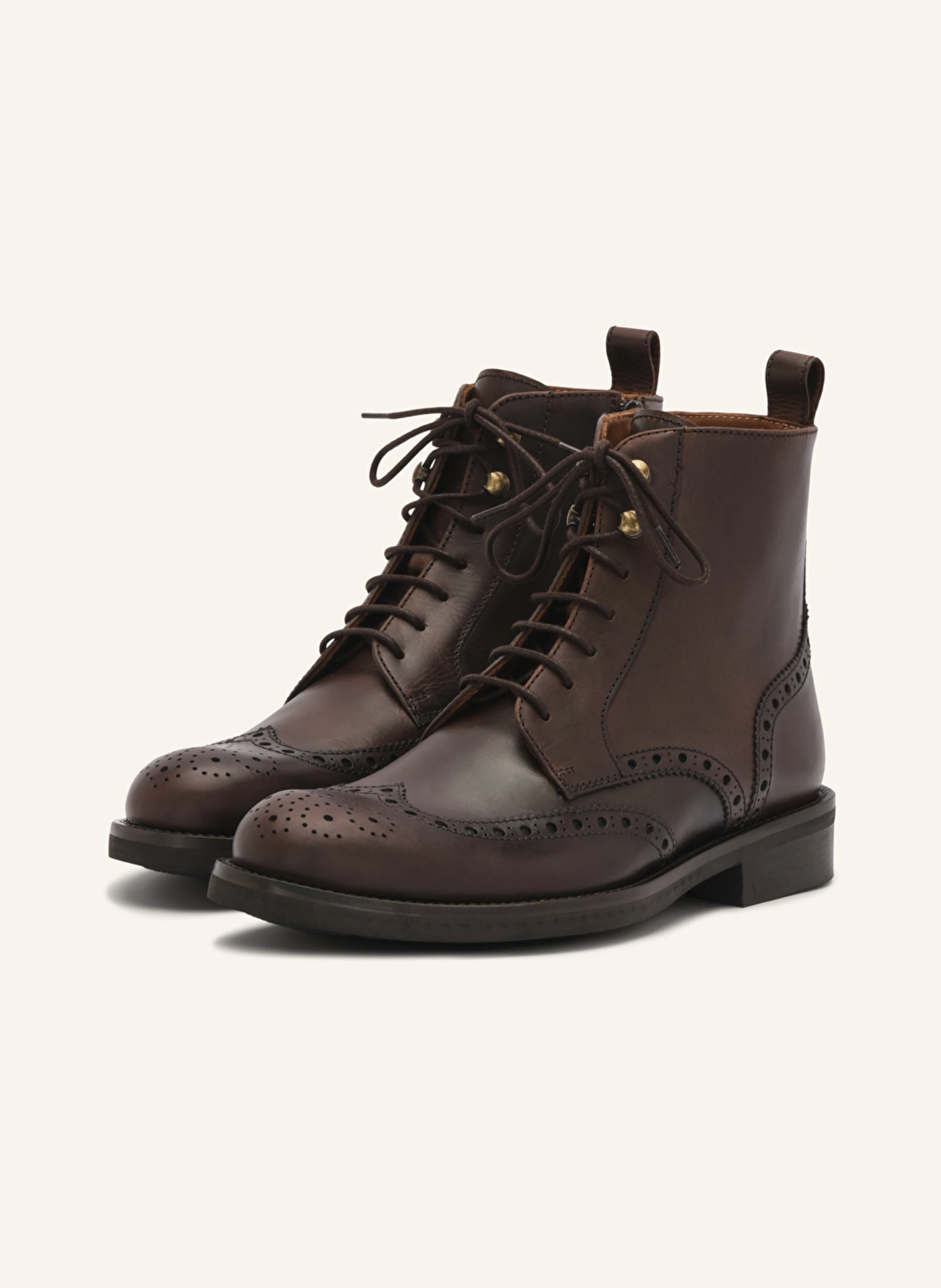 LOTTUSSE Ankle Boots