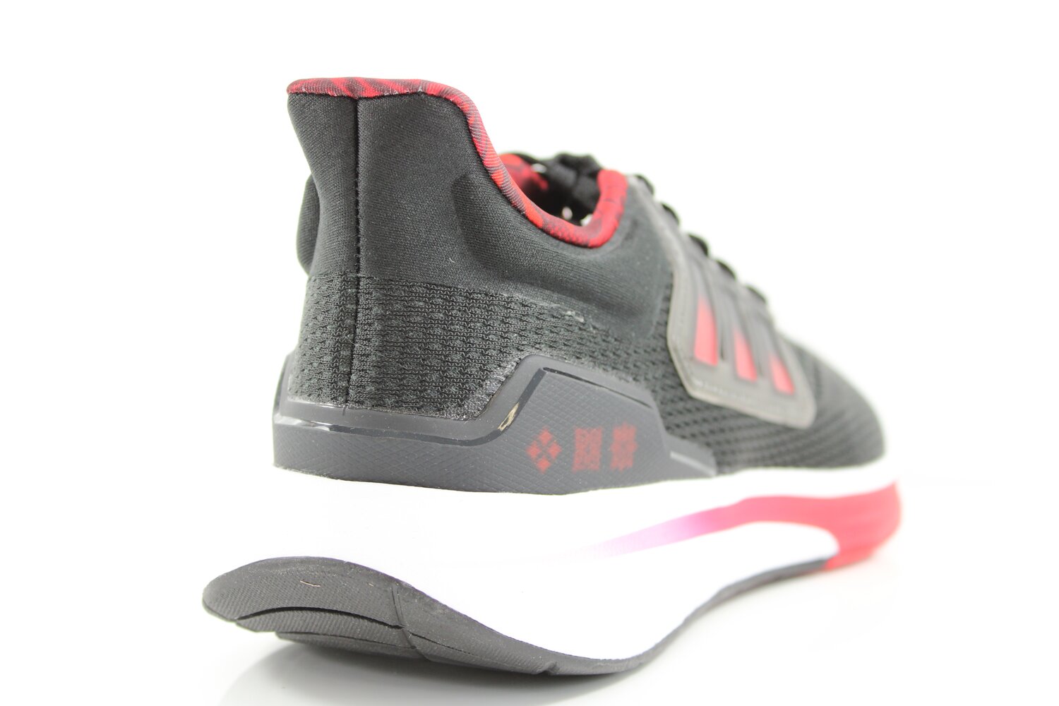 Adidas EQ21 RUN