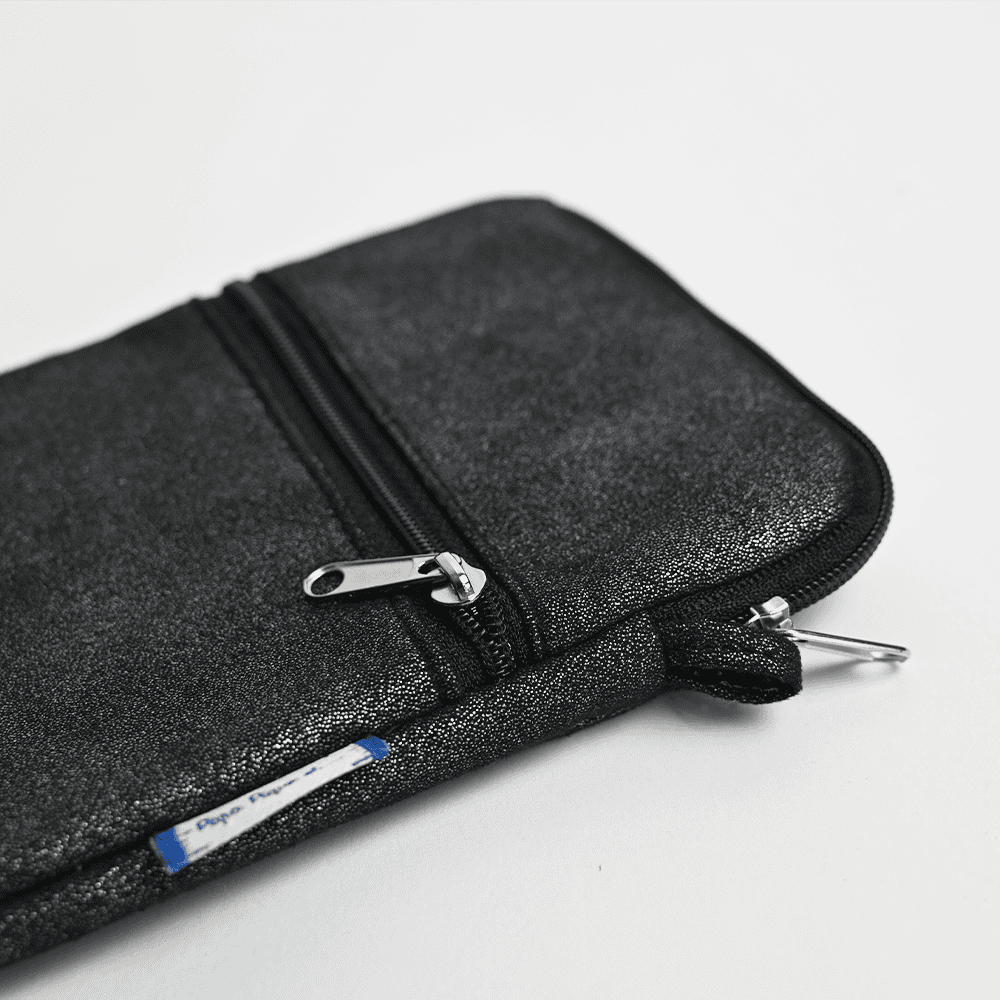 Pochette Téléphone Matelassée Suédine Pailletée Argent