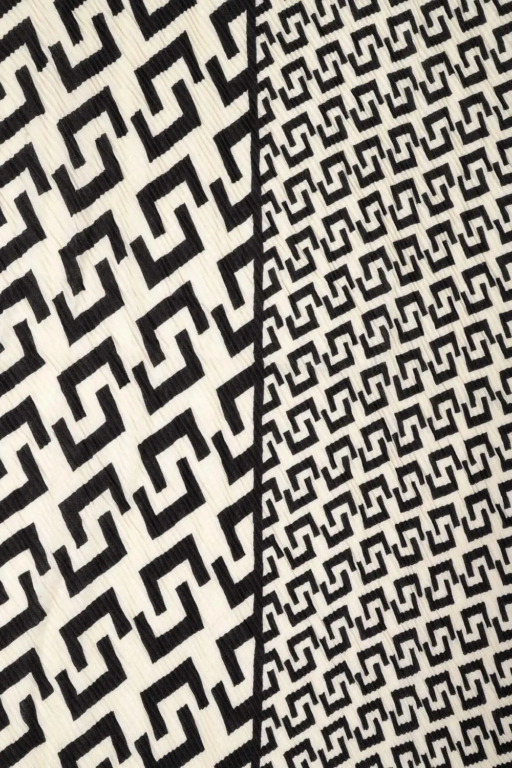 Schal - Black Graphic