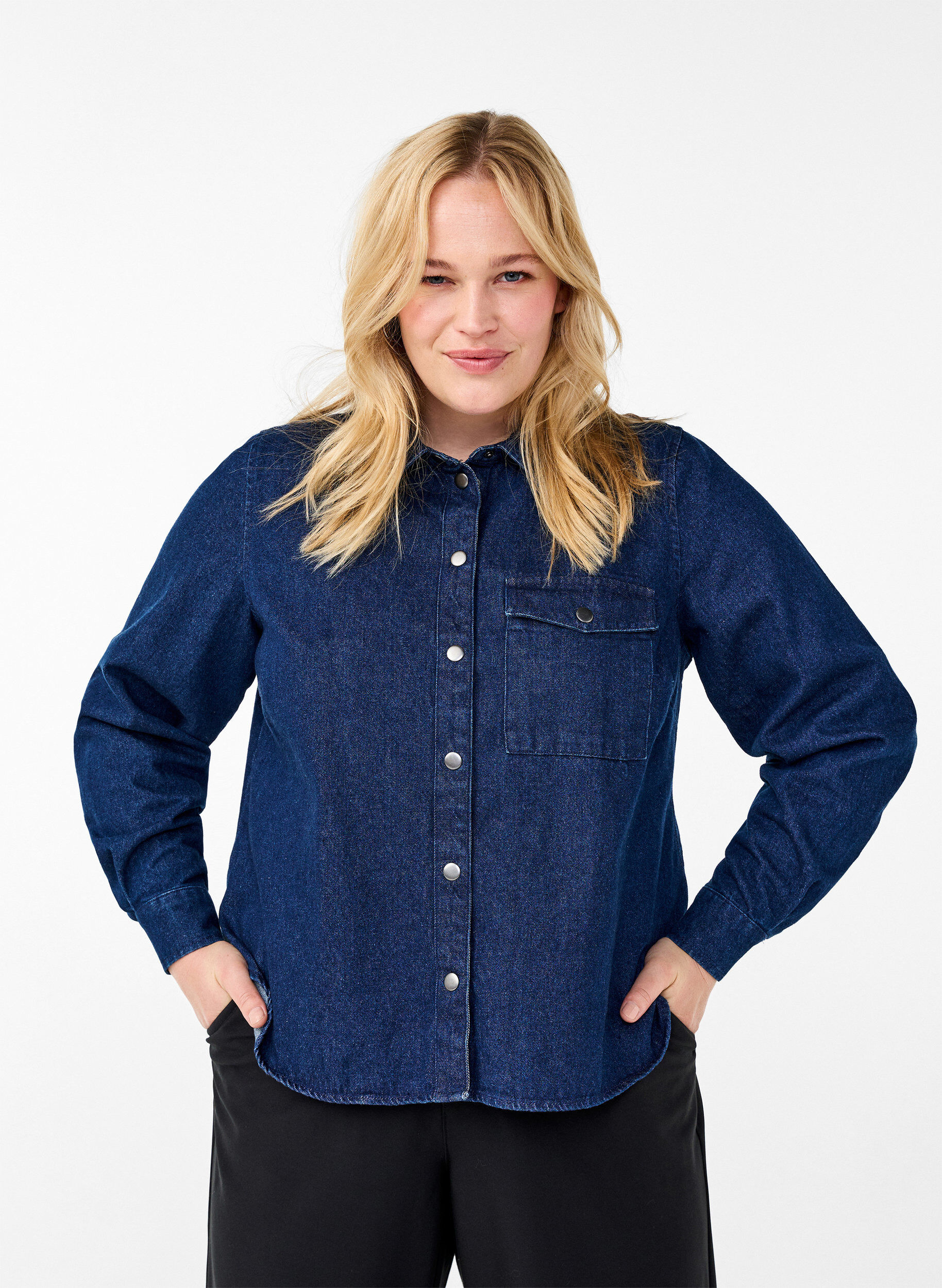 Denimjakke med brystlomme