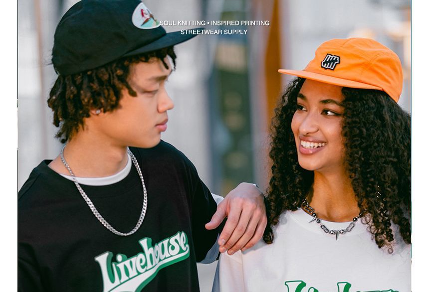Newin - Unisex T-shirt met korte mouwen en tekst