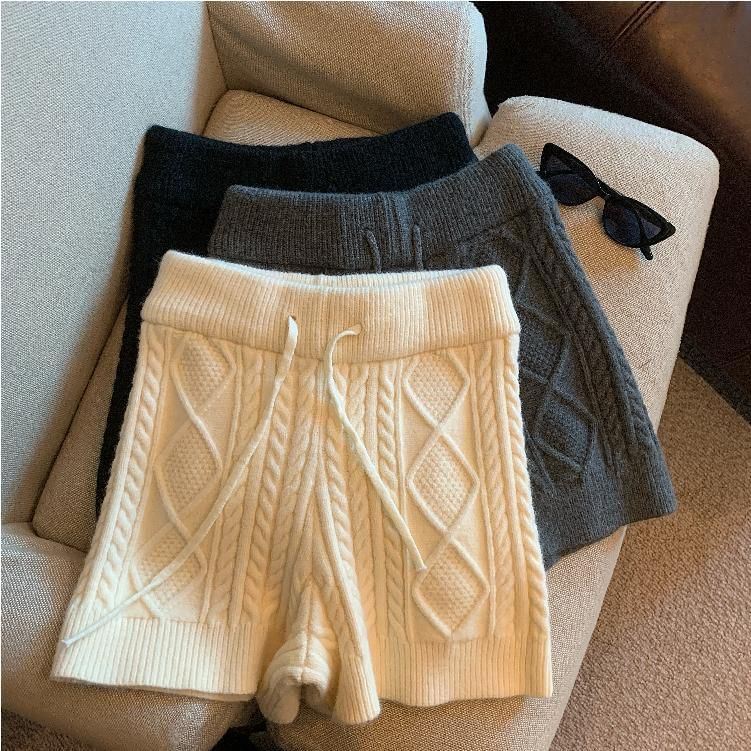 Auboi - Kabelgebreide shorts met trekkoordtaille