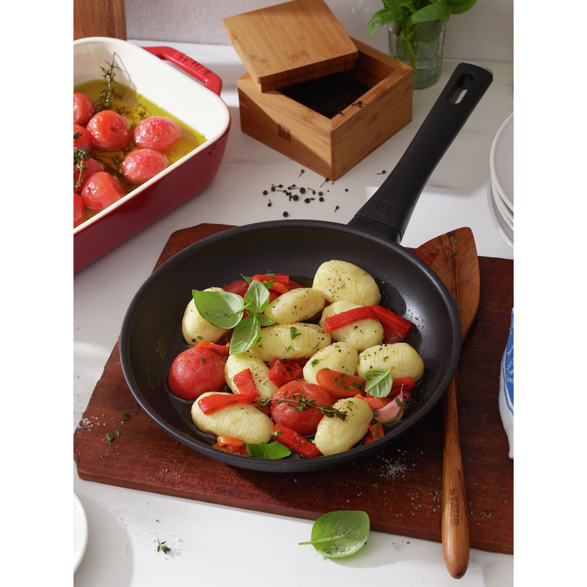 ZWILLING Bratpfanne MADURA PLUS 28 cm Aluminium schwarz
