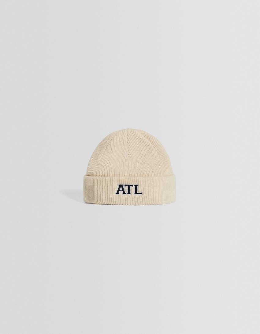 Gorro universitário curto