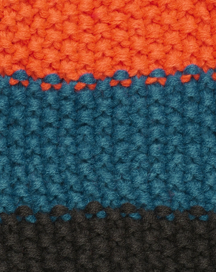 Strick-Mütze COLOR POM in legion blue