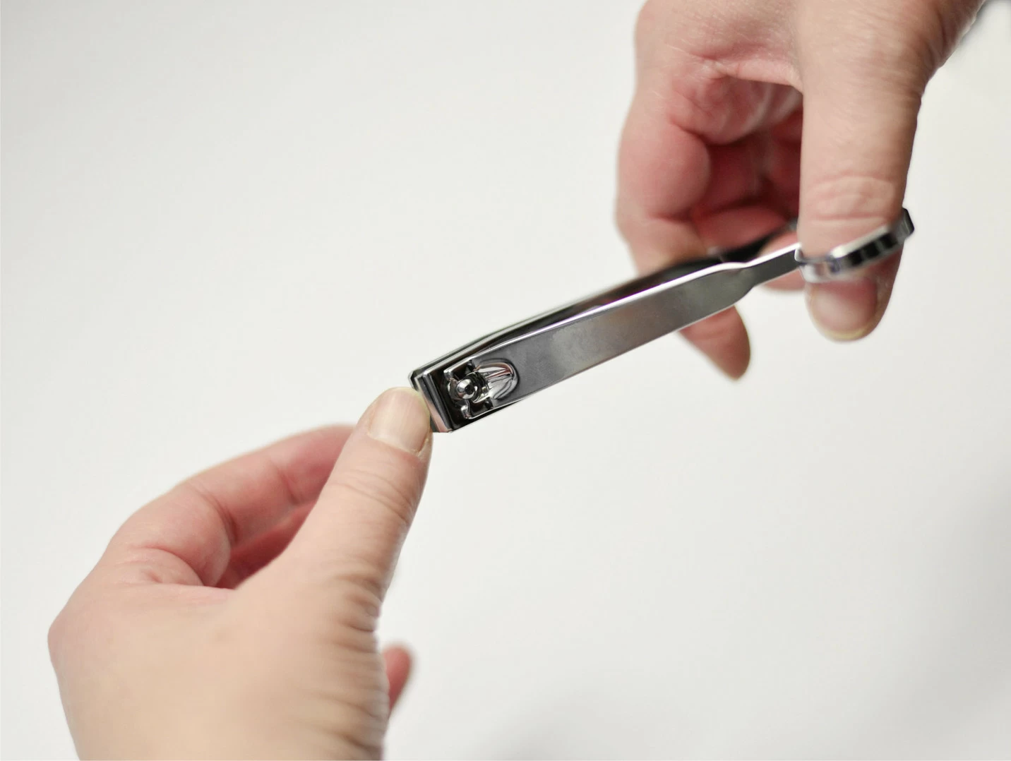 Nagelknipser mit extragroßen Ringgriffen