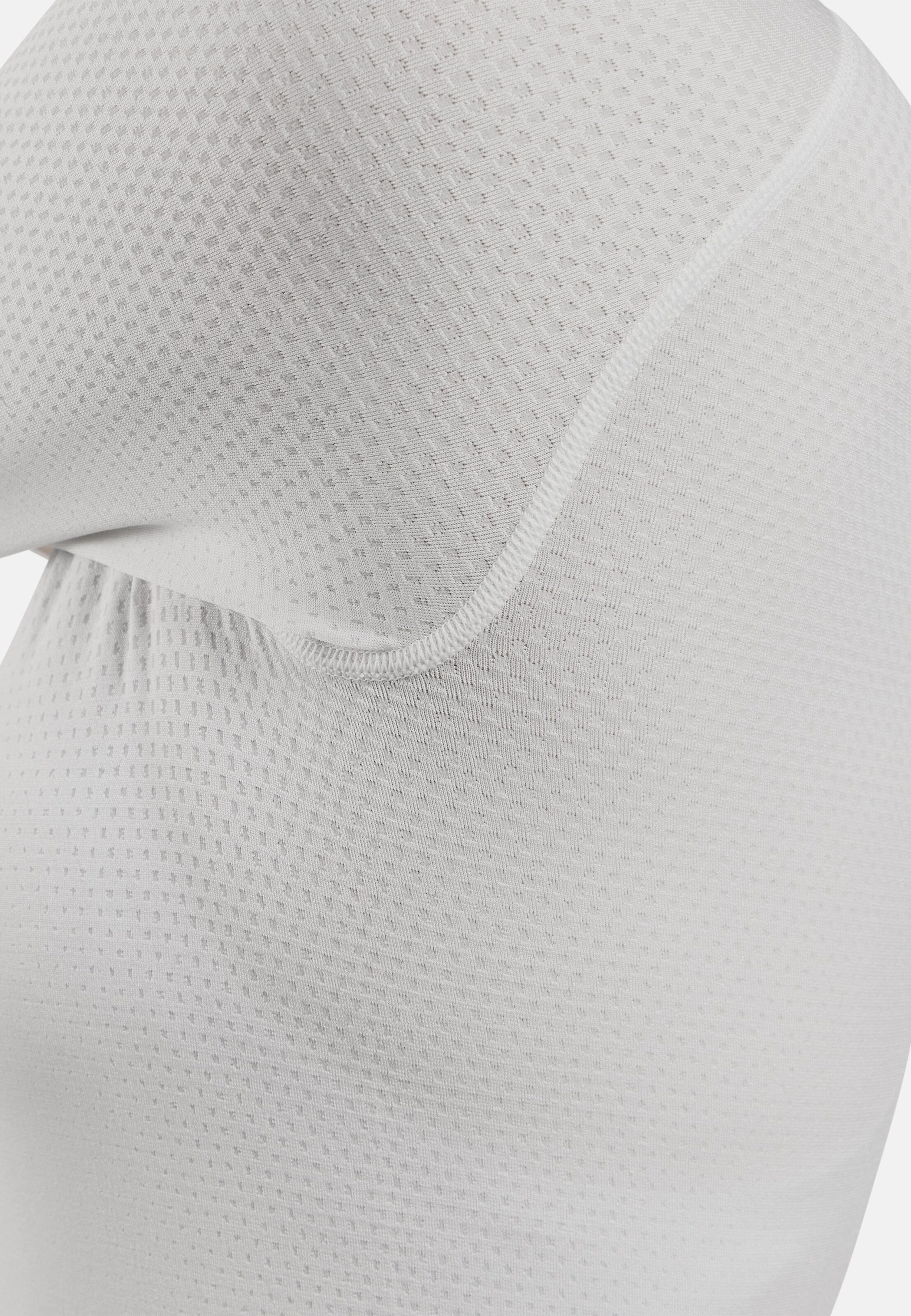 Performance Light Base Layer Langarmshirt in white