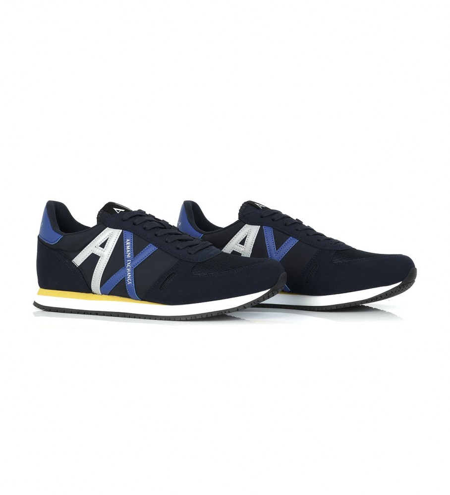 Tênis de couro com logo da Armani Exchange na cor azul marinho