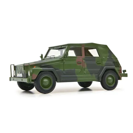 Schuco PKW 0,4t VW 181 tarnf.1:35