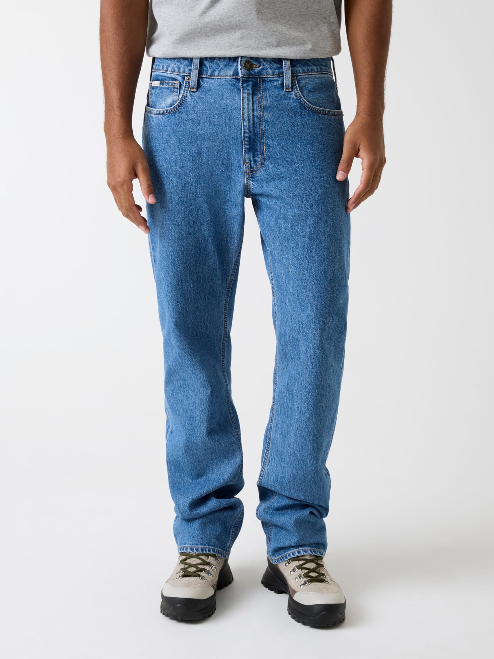 Calça jeans reta G16
