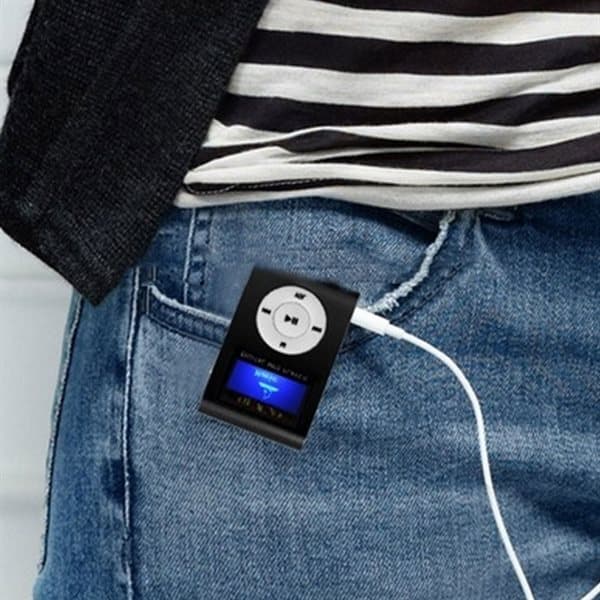 MP3-afspiller med LCD-skærm, hukommelseskortlæser og clips