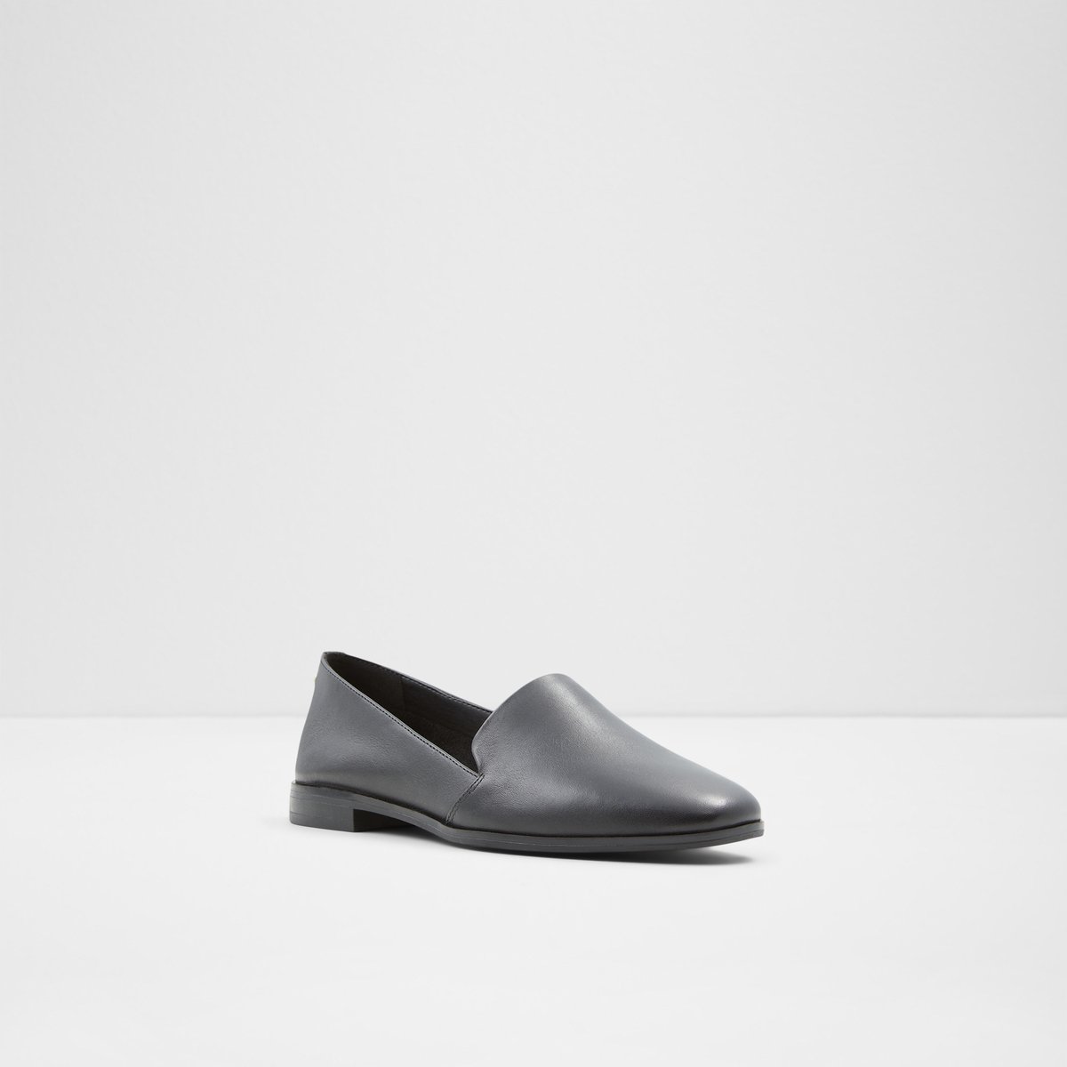 Veadith Black Women Flats