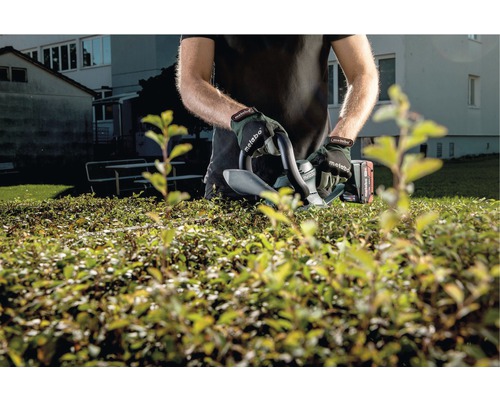 METABO AHS 18-55 V accu-heggenschaar inclusief 2 accu's en lader