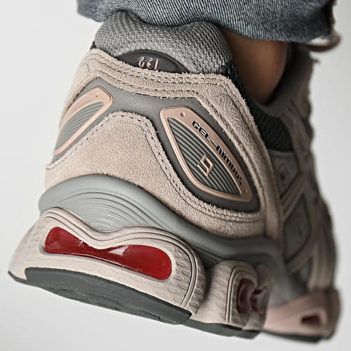 Baskets Gel Nimbus 9 1201A584 Obsidian Grey Moonrock