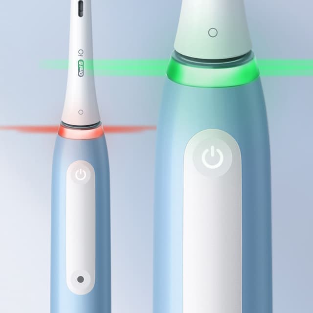 Oral-B iO3 eltandbørste 730843 (isblå)