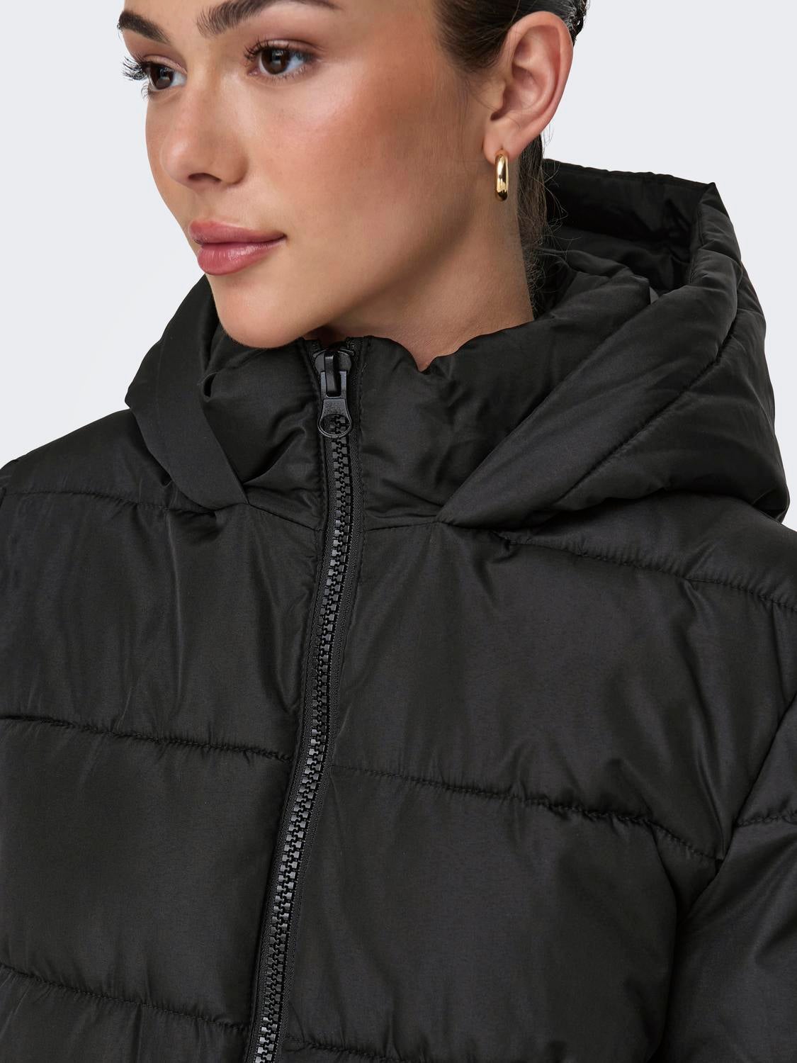 JDYVISKAS Daunenjacke Black
