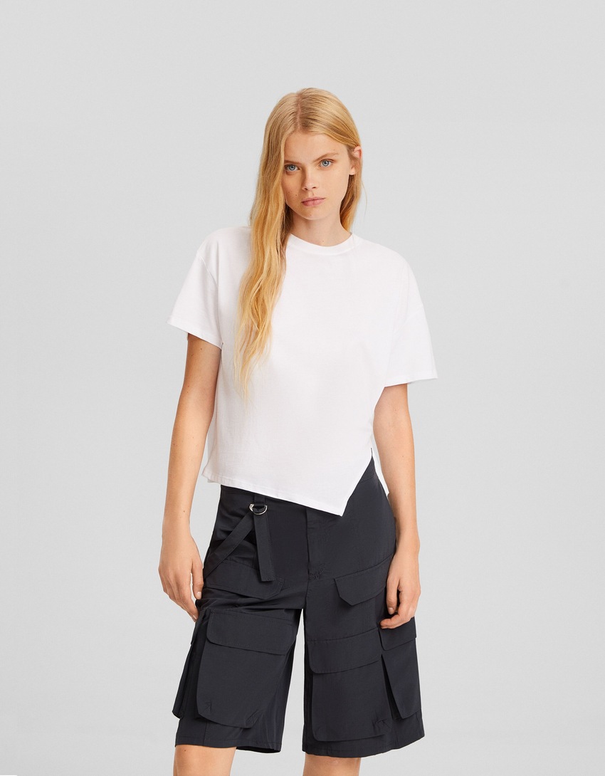 Bermudas multicoloridas com alça