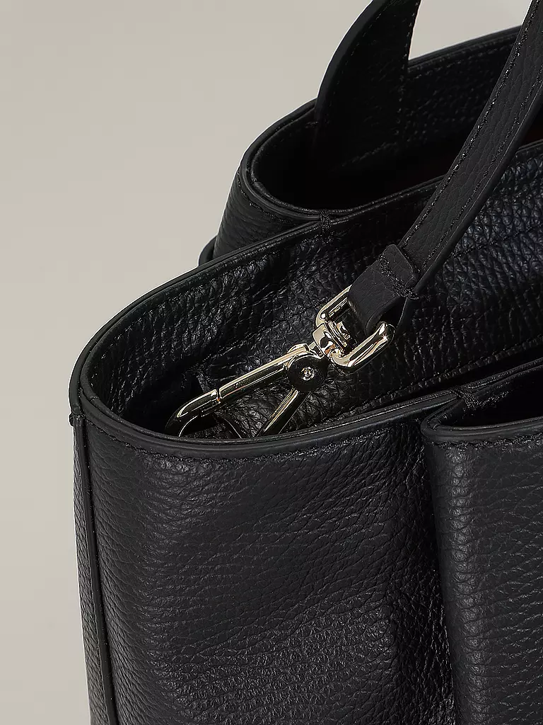 COCCINELLE Ledertasche - Henkeltasche COCCINELLEMALORY schwarz