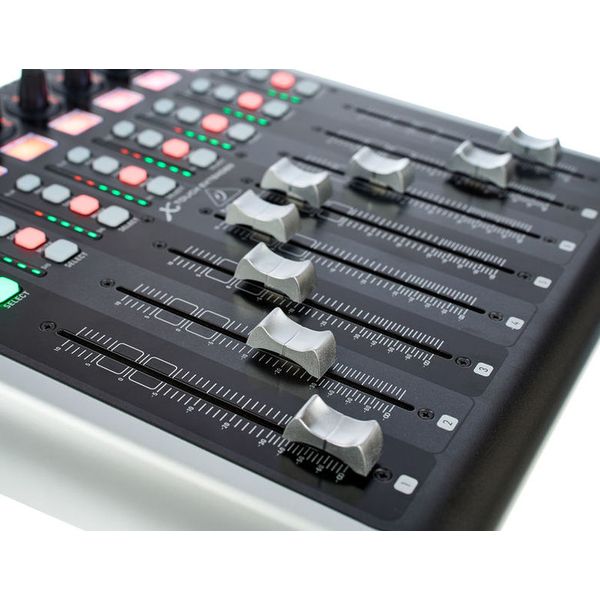 Behringer X-Touch Extender