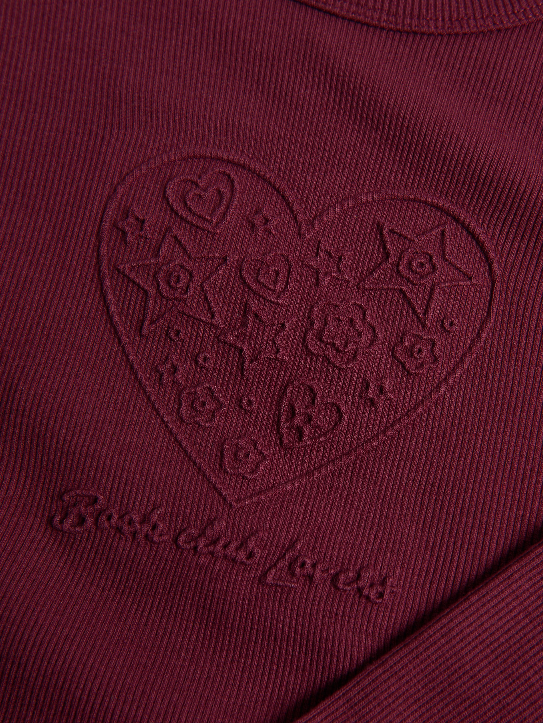 T-Shirt mit reliefartiger Applikation