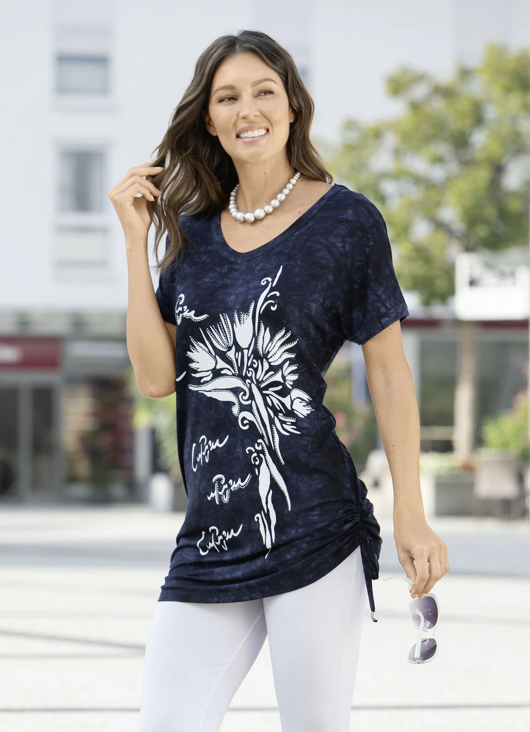 Longshirt in Batik-Optik in 2 Farben