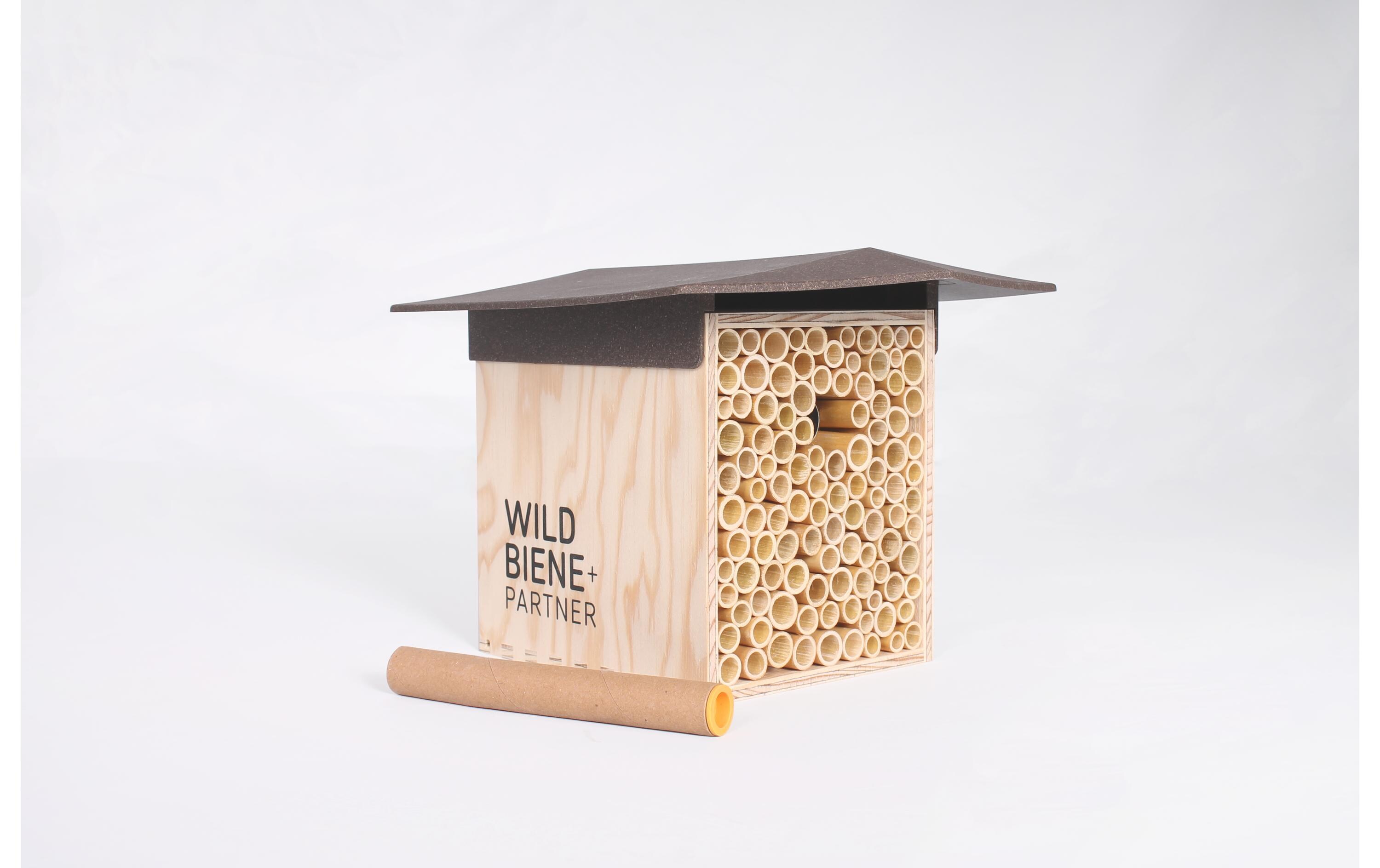Wildbienenhotel BeeHome OneWildbienen-Häuschen mit Mauerbienen-Population