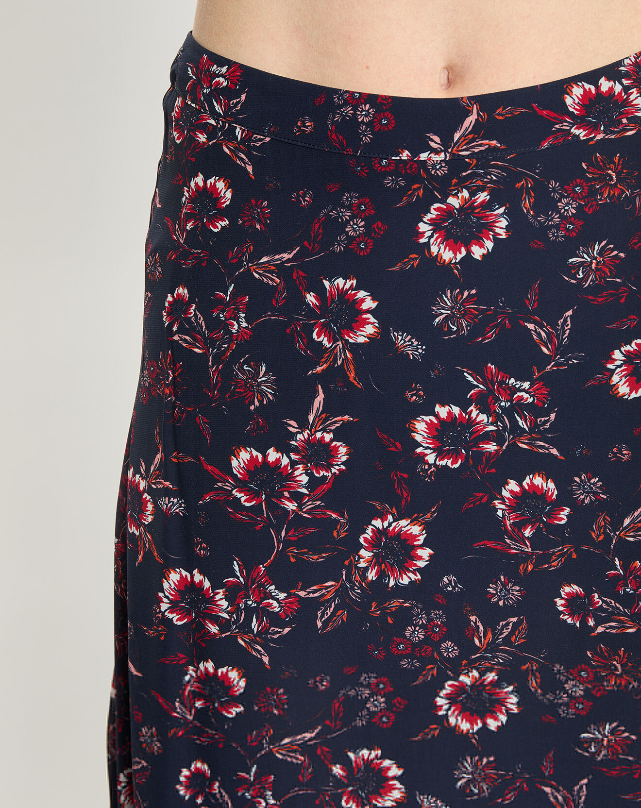 Tommy Hilfiger Jupe midi Theme à fleurs bleu/rouge