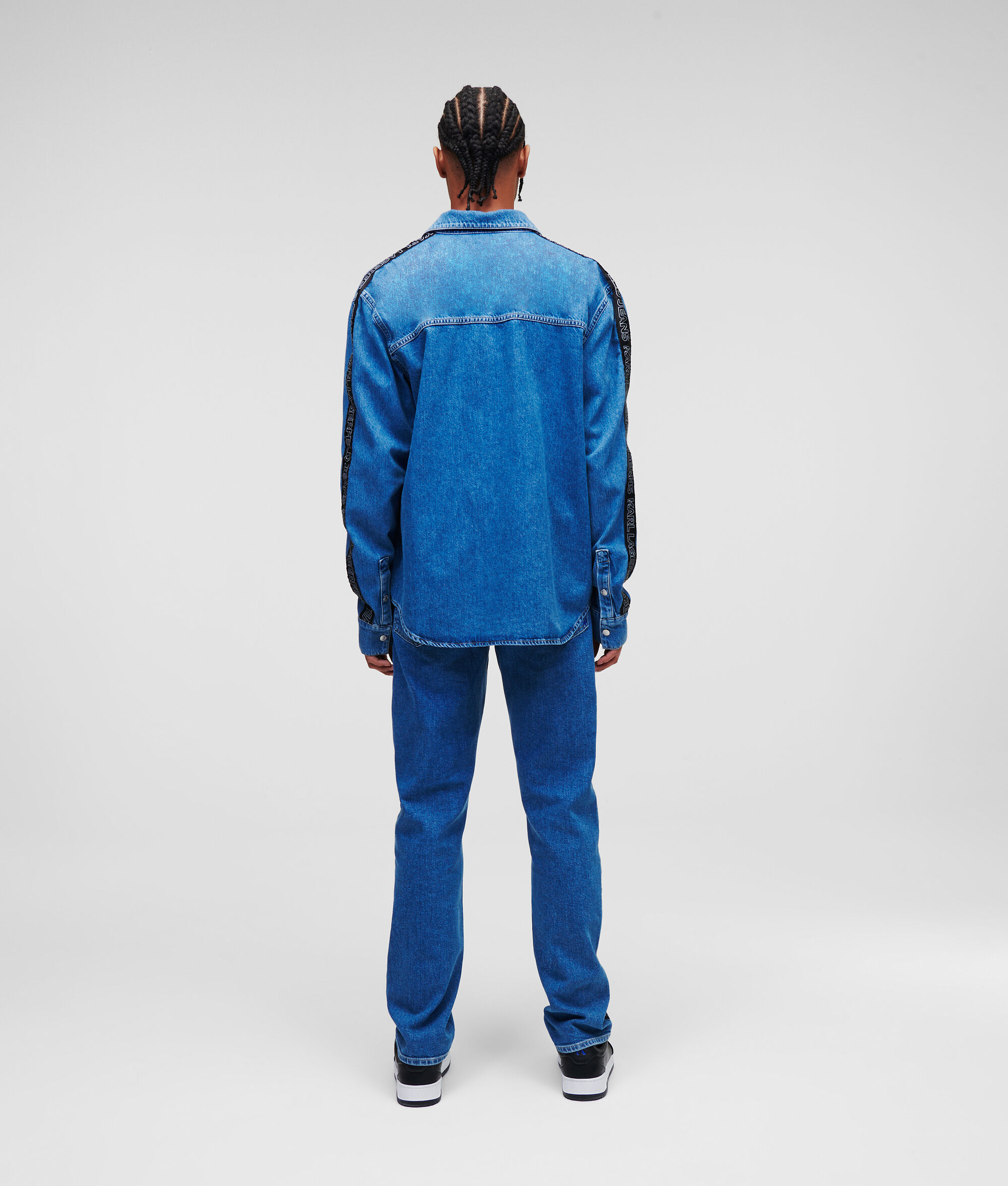 CHEMISE EN JEAN AVEC GALON À LOGO KLJ