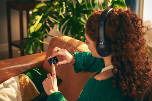 JBL Tour One M3 Aviator trådløse around-ear høretelefoner (sort)