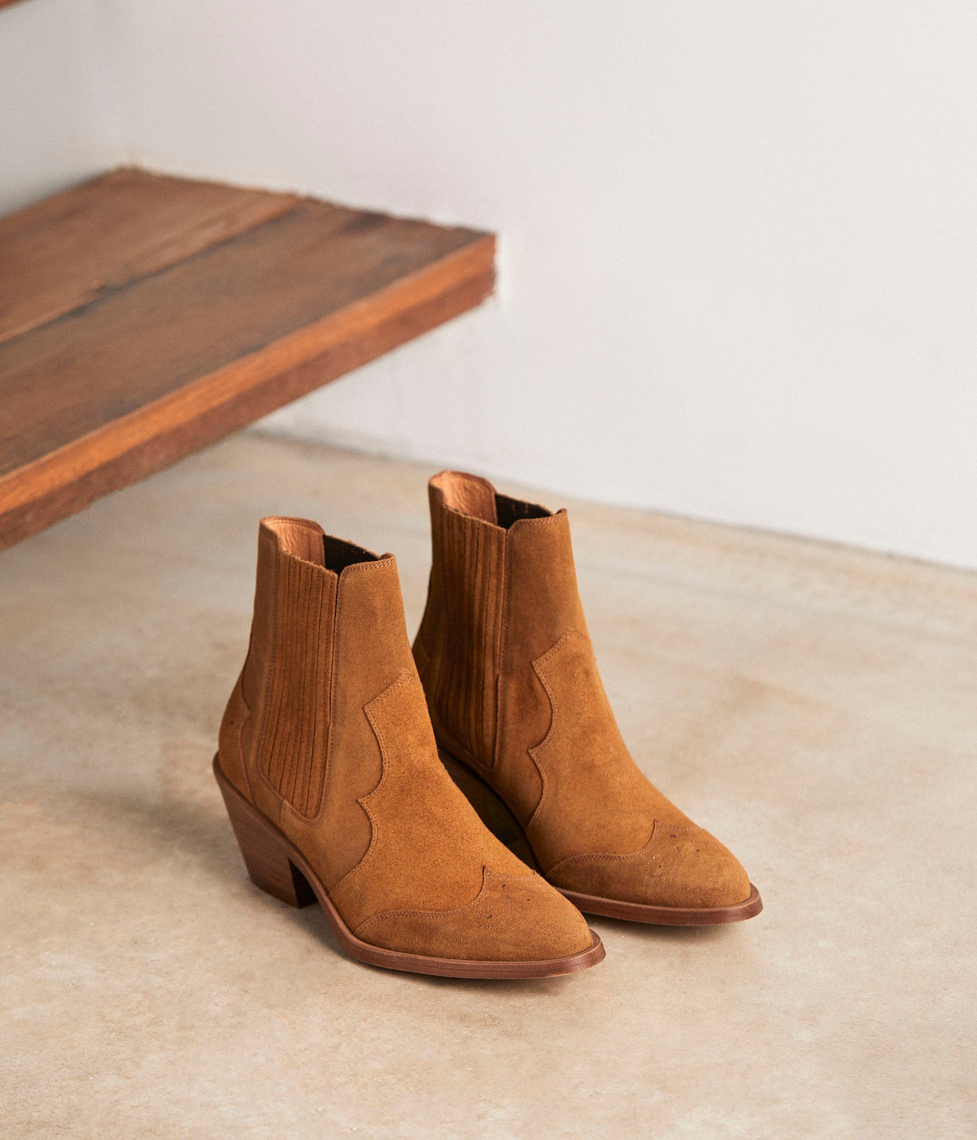 Boots Western Carrie