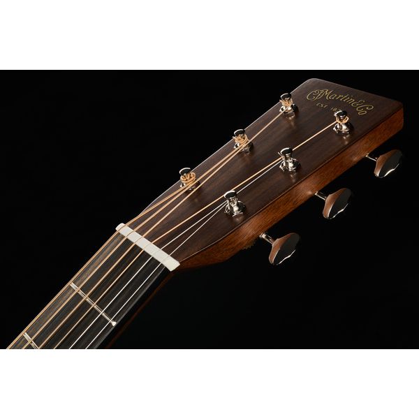 Martin Guitar D-28