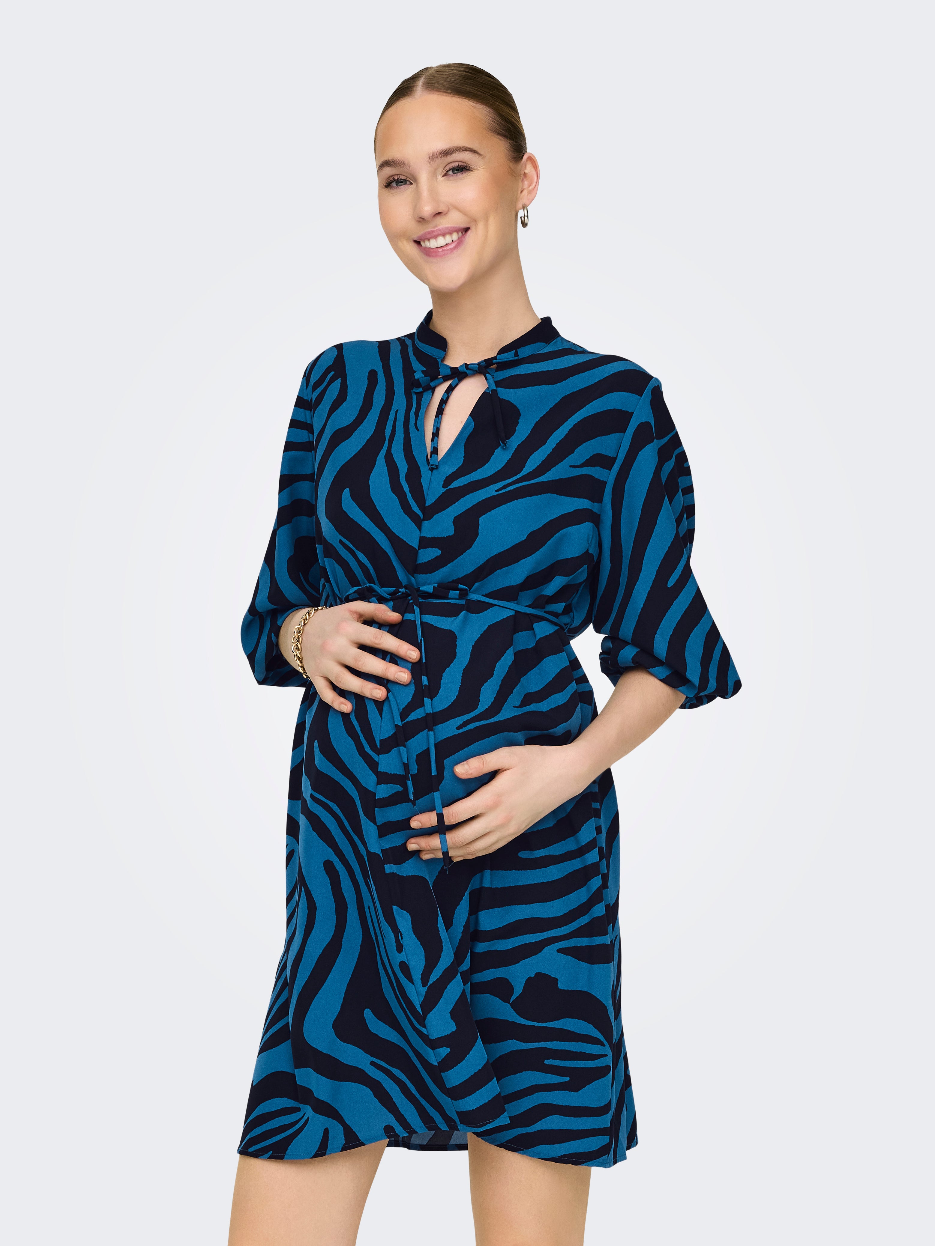 OLMKIMIKA Kurzes Kleid Déja Vu Blue