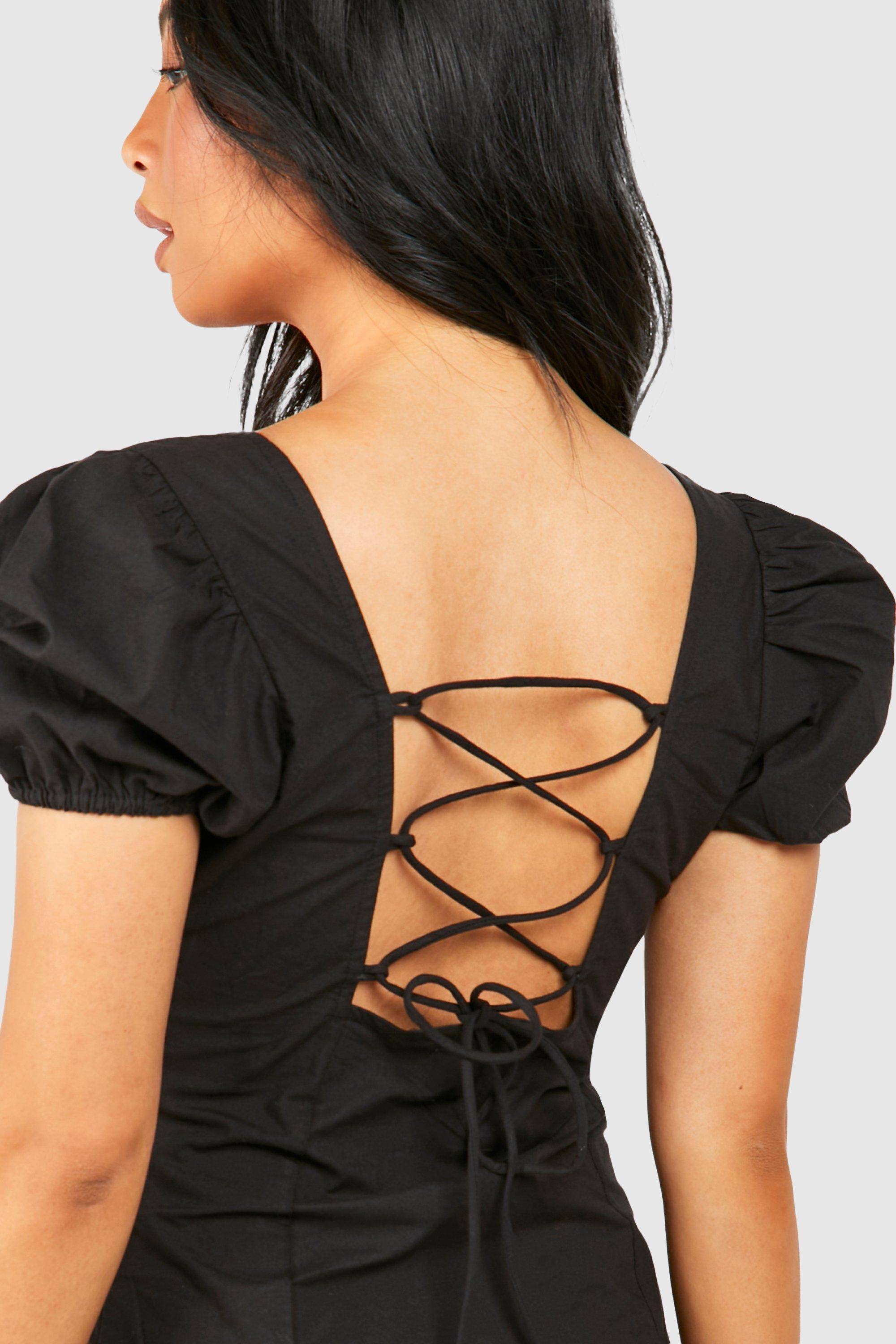 boohoo Petite Mini-Robe à Manches Bouffantes