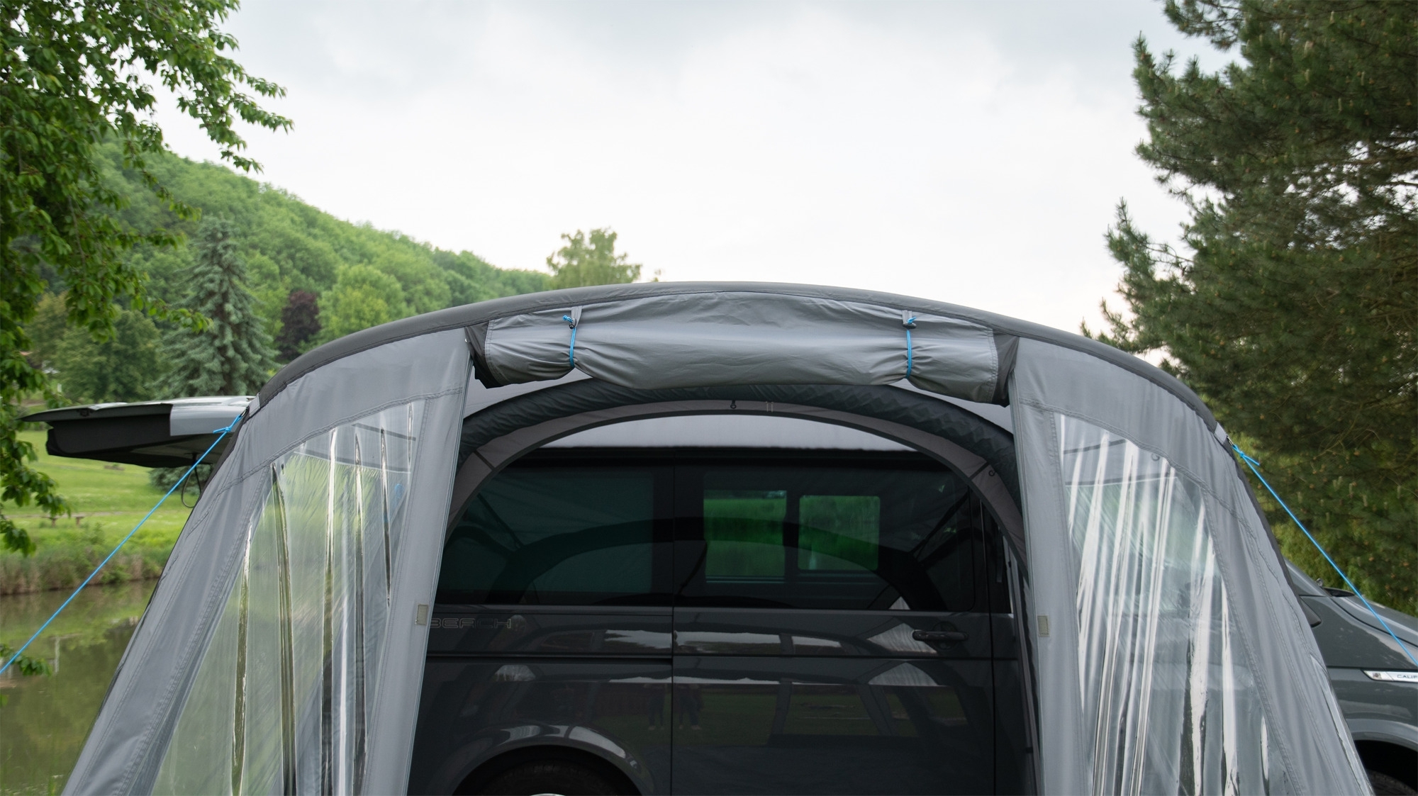 Westfield Hydra 300 aufblasbares Vorzelt 300 x 330 cm