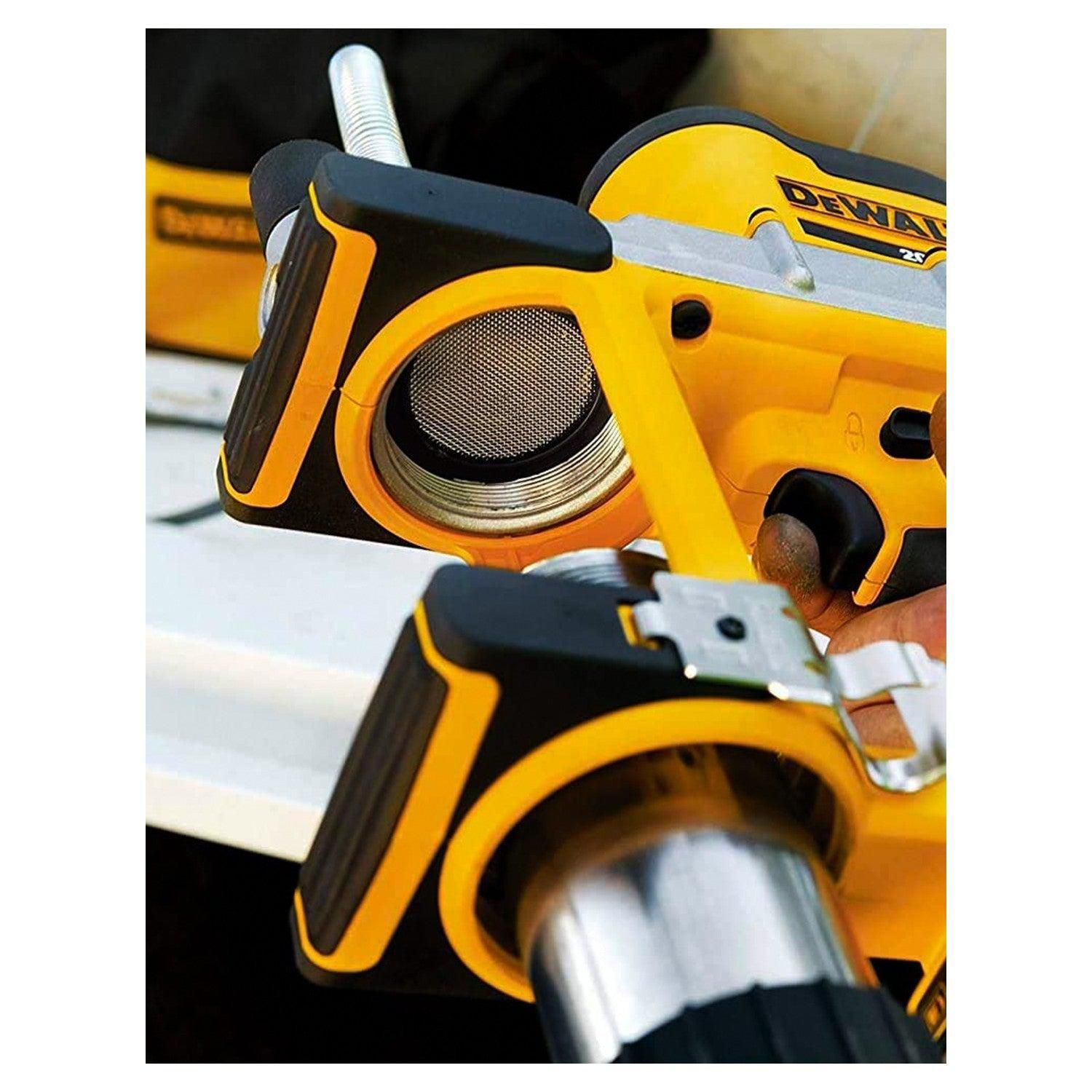 DeWALT DCGG571NK Accu vetspuit 18V XR Basic Body in koffer
