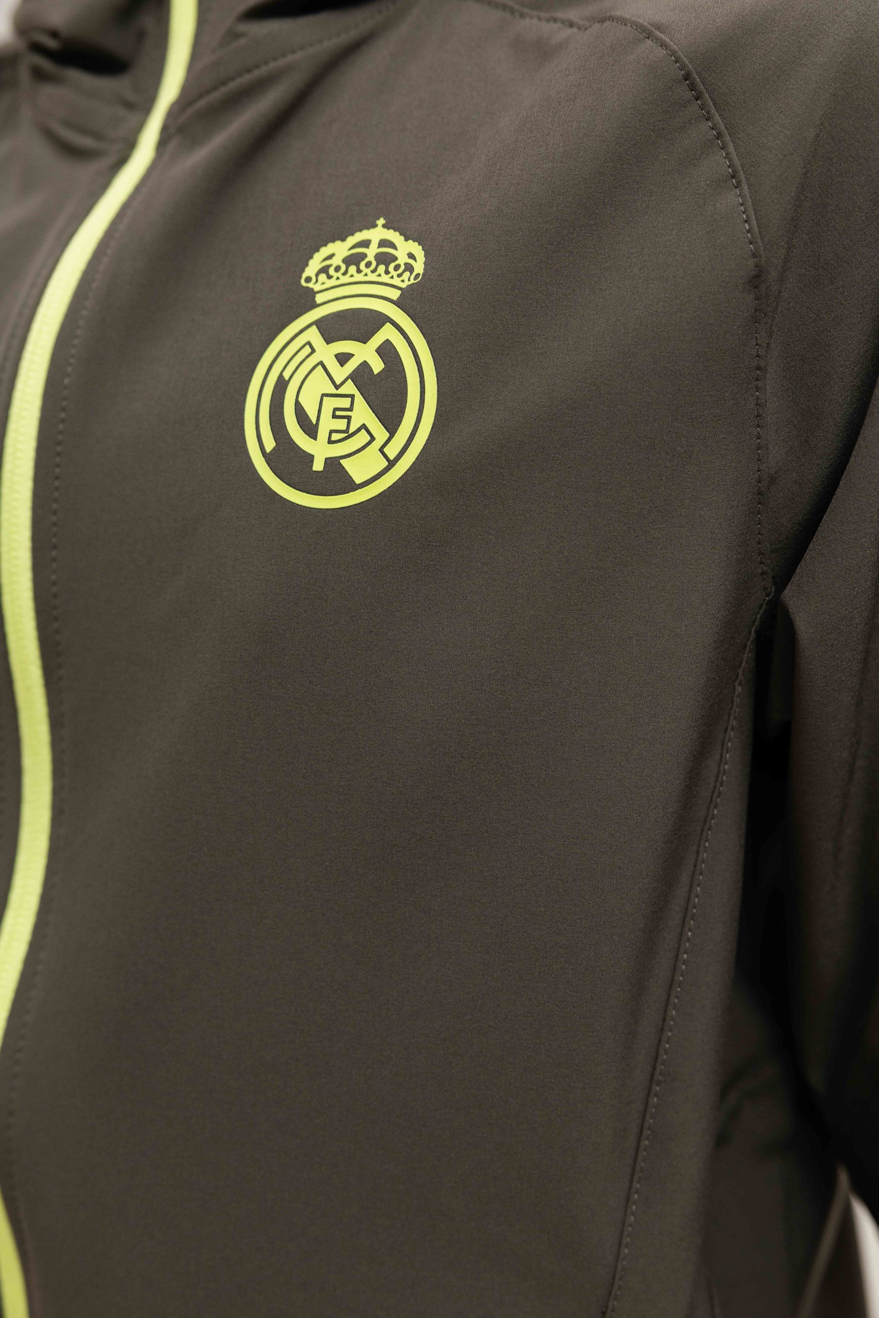 Real Madrid Vis Tech Trainingspak Junior 2025/2026