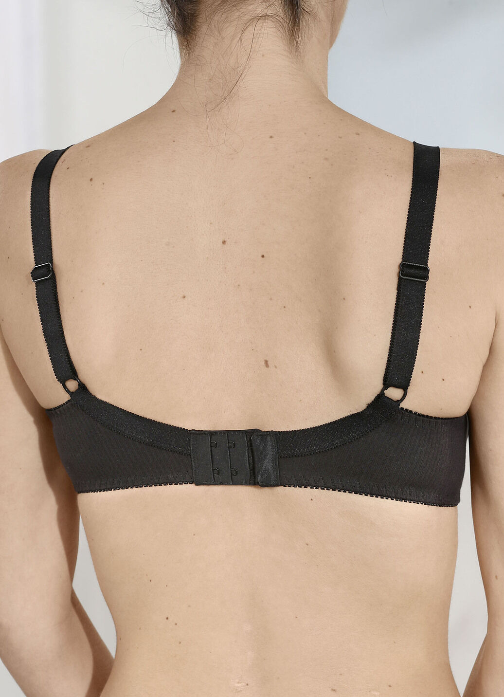 Naturana Zweierpack  BH mit dekorativem Spitzenband in den Cups